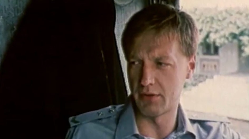 Фильм Поезд вне расписания (1985) смотреть онлайн в хорошем HD качестве ...