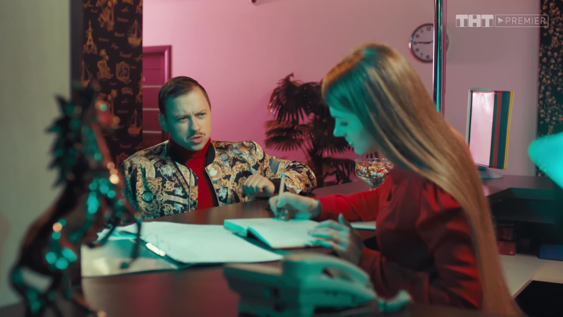 САШАТАНЯ 5 сезон 13 серия смотреть онлайн