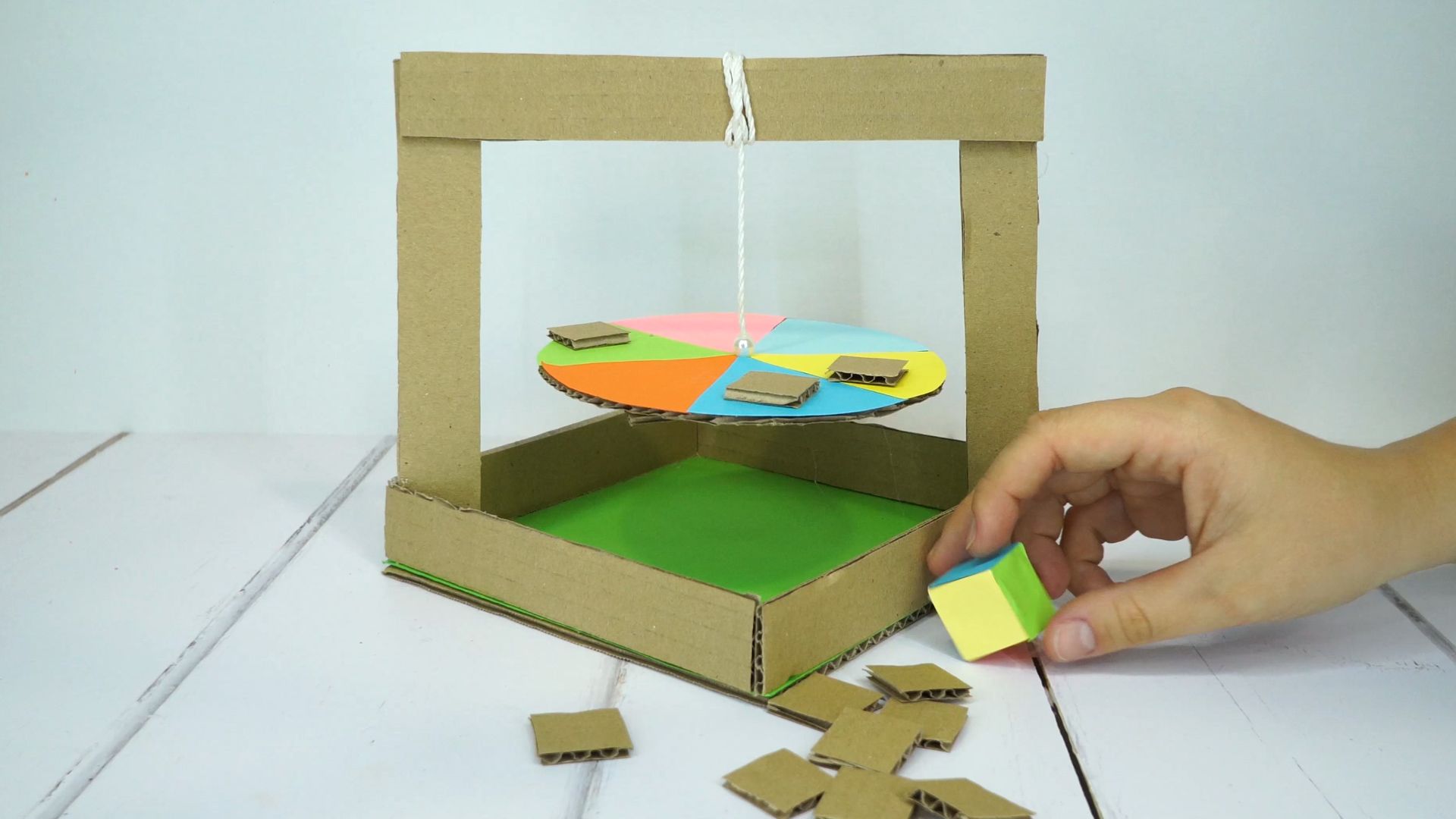 TheDADLab Папина лаборатория Сделай сам: Игра на баланс из картона смотреть онлайн