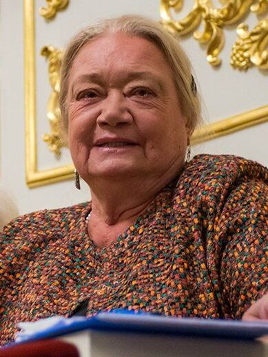 Людмила Полякова