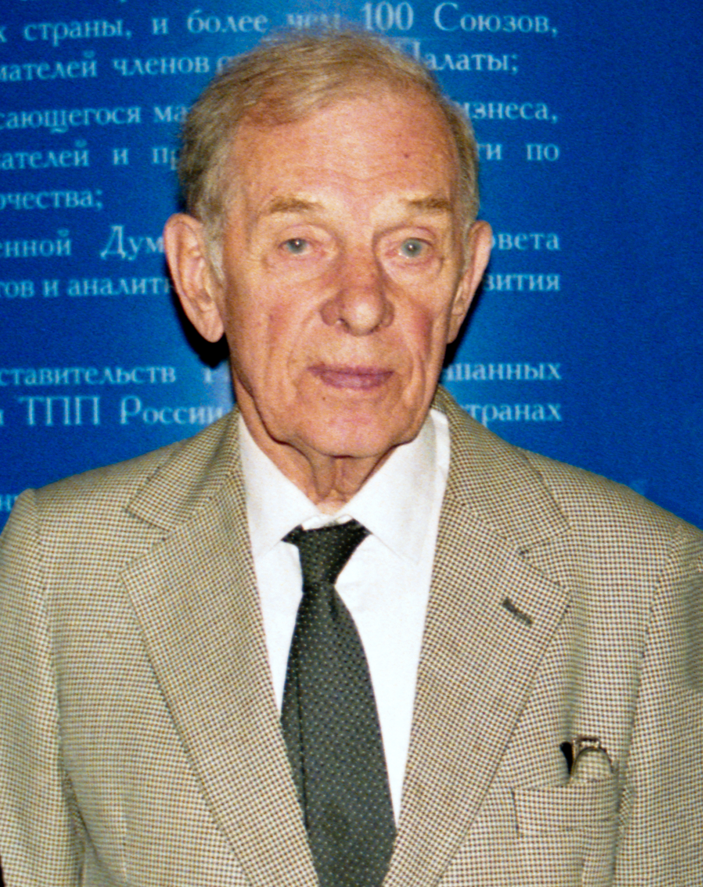 Георгий Жжёнов