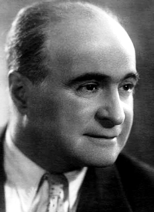 Лев Атаманов